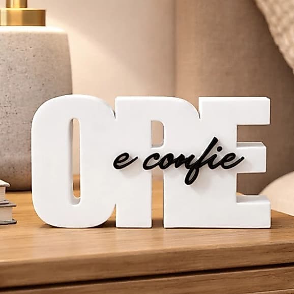 Letreiro Decorativo Ore e Confie Decoração Cristã para Sala Quarto Escritório Presente