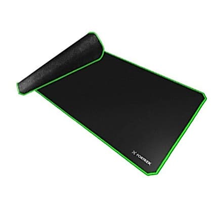 Mouse Pad Gamer  - Grande Preto 80x30: Iluminação RGB, Superfície Têxtil, Base Antiderrapante