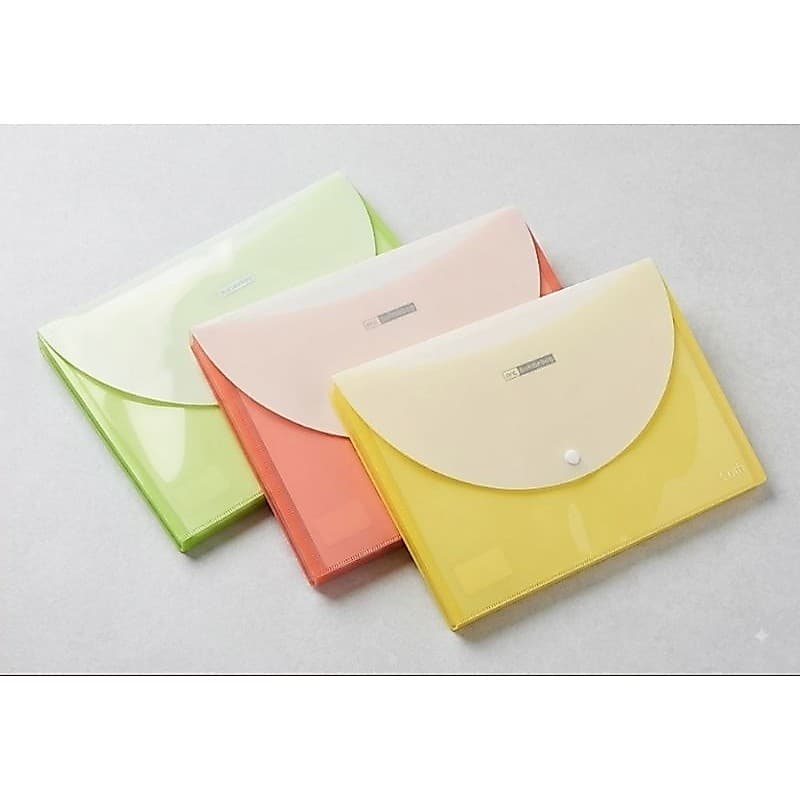 Pasta Envelope Plástica Translucida Coth com Botão Arc Buttonbag A4 – Diversas Cores