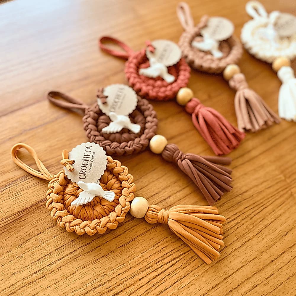 Mandala Divino Espirito Santo em Crochê para Pendurar e Lembrança Batizado Eucaristia