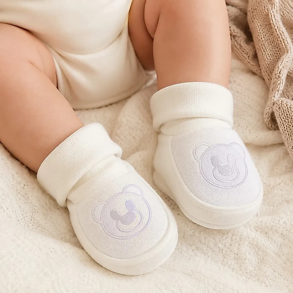 Sapatinho Pantufa Bebê Recém-nascido Macio 0 A 6 Meses Bege Único