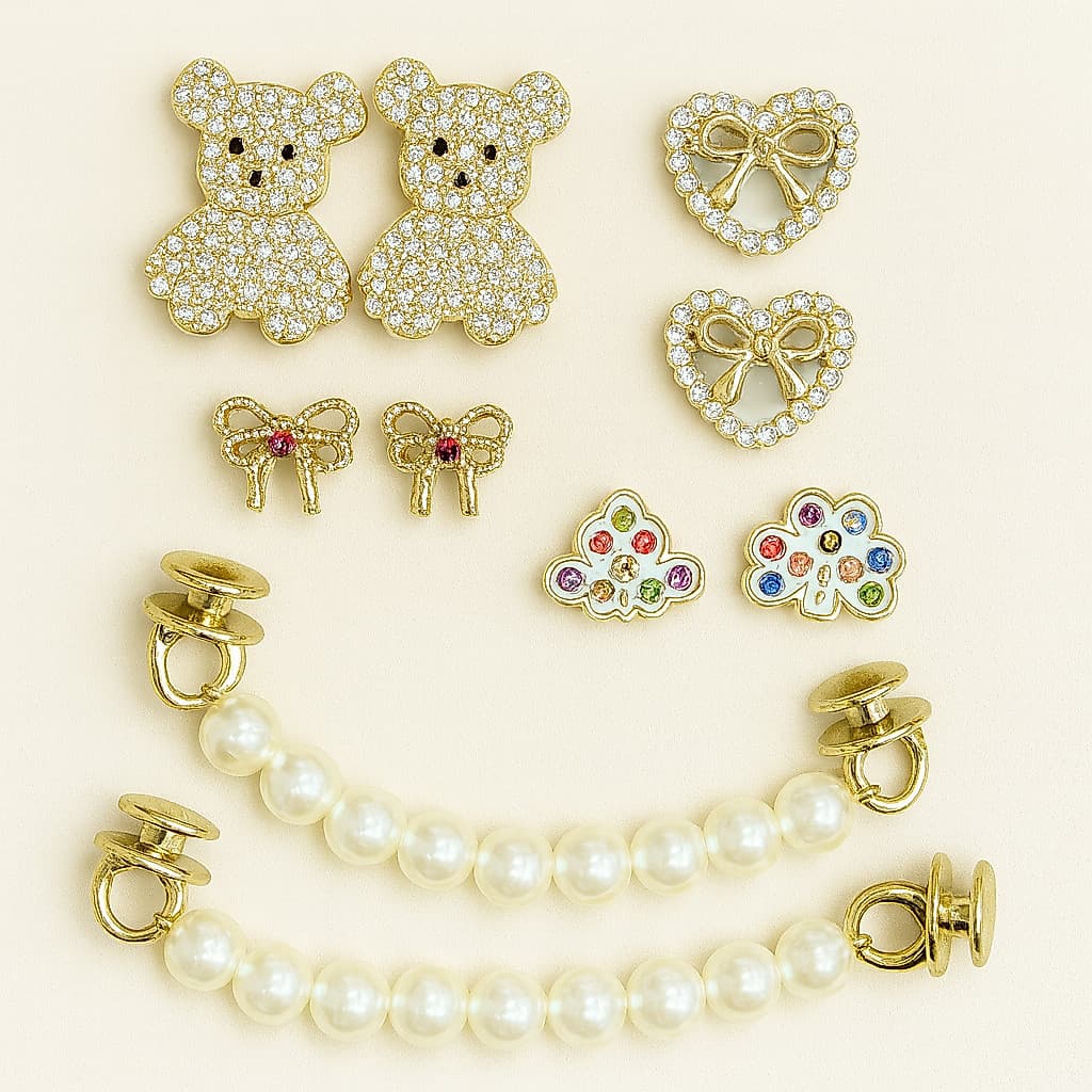 Kit de Acessórios de Babuche Pin Botons Pingentes Correntes e Broches - Prata, Dourado, Preto