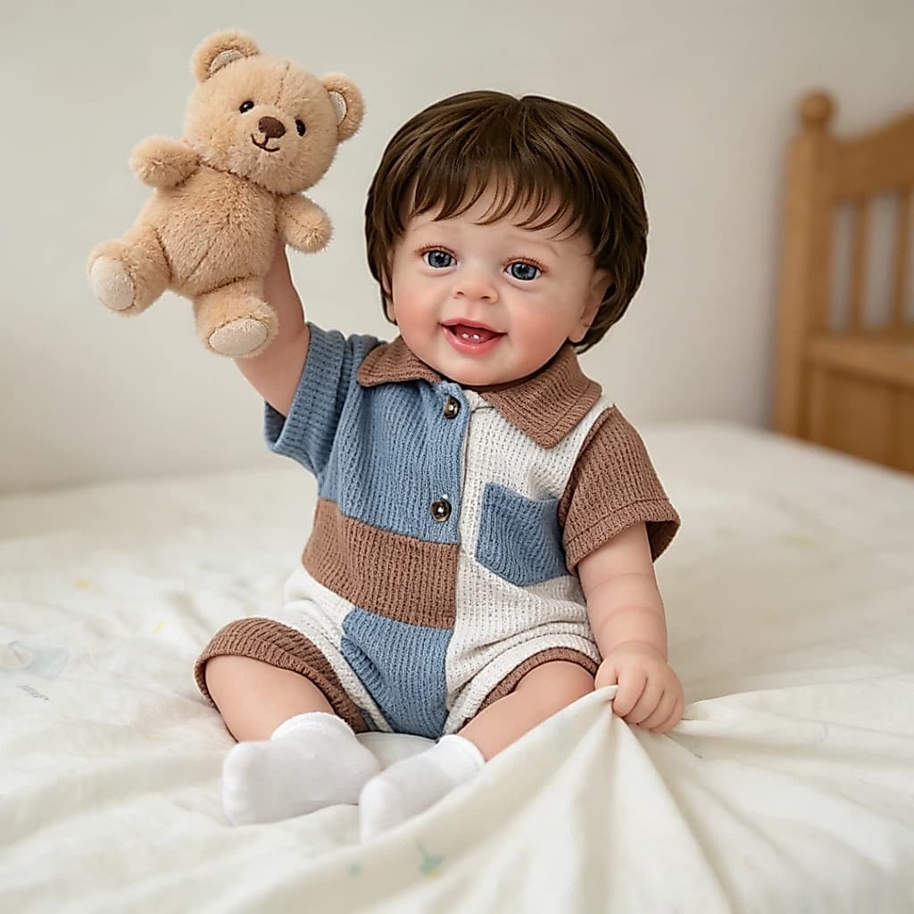 Bebê Reborn Silicone de Corpo 55cm Menino Hiper Realista Olho Azul Muito Macio Com Muitas Veias Detalhadas