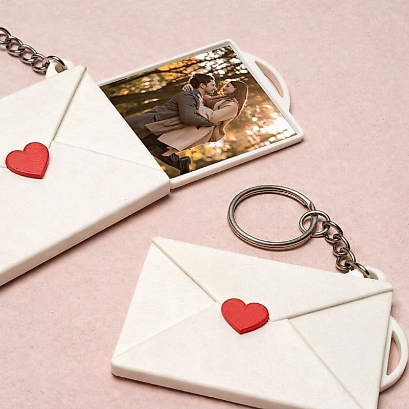 Kit 10 Chaveiros Personalizado com Foto Oculta Envelope ❤️ Presente Dia dos Namorados Criativo Romântico Casal