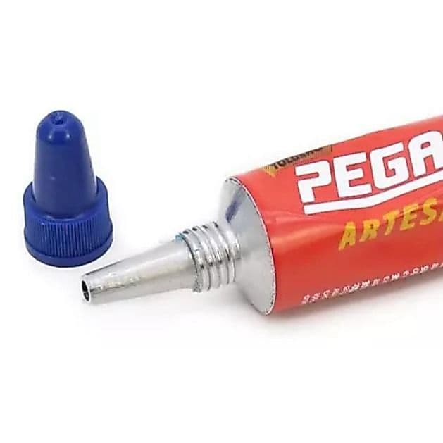 Cola Pegamil 17g/51g  Para Tecido Madeira Couro Plástico e Papel
