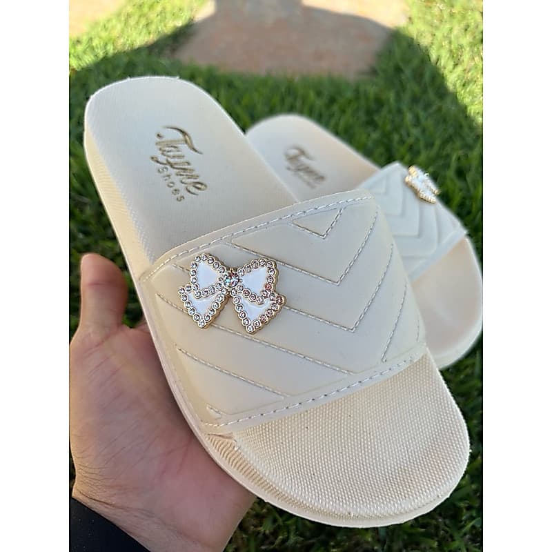 Chinelo Sandália Slide Feminio Confortável e Leve com Detalhe de laço Elegante