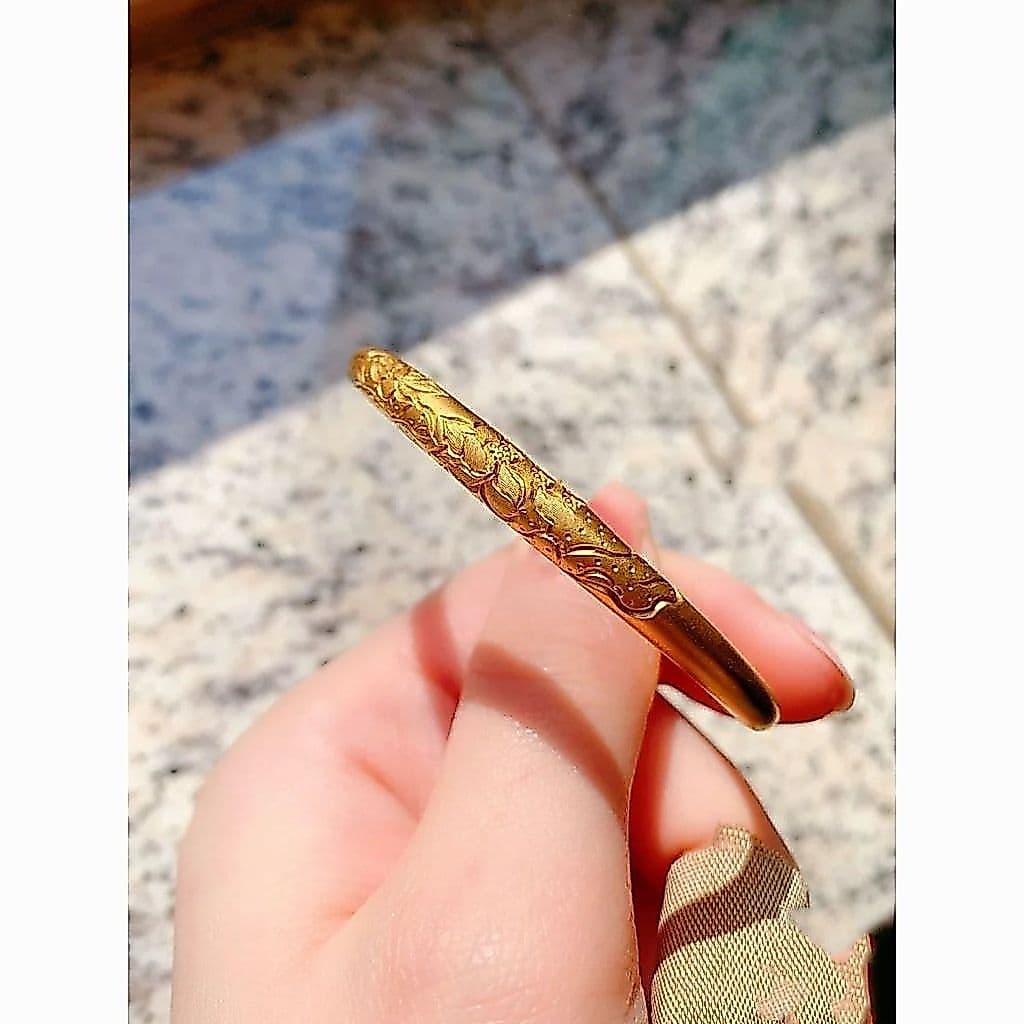 Golden Lotus Bud Pulseira Aberta Círculo Simples Pulseira Retro Simples All-Match High-End Temperamento Pulseira20260824