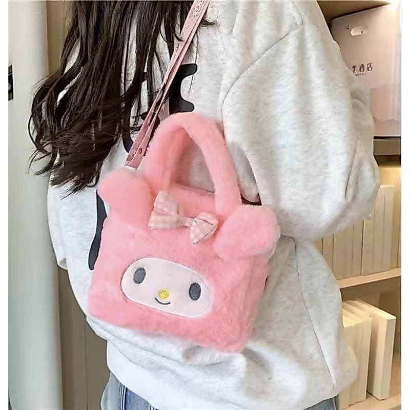 ​🌸 Bolsas infantil Peluciadas: O Acessório Perfeito