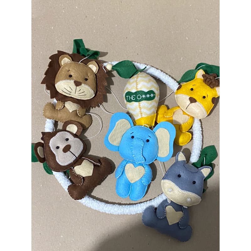 móbile de berço Safari floresta com balãozinho
