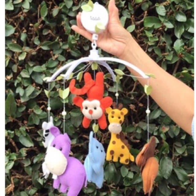 Móbile Safari em Feltro – Decoração Encantadora para Berço de Bebê - Brinquedos de menino