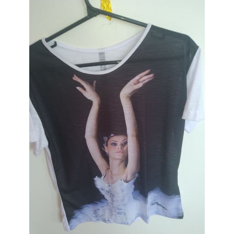 Camiseta  para bailarina marca Capezio.
