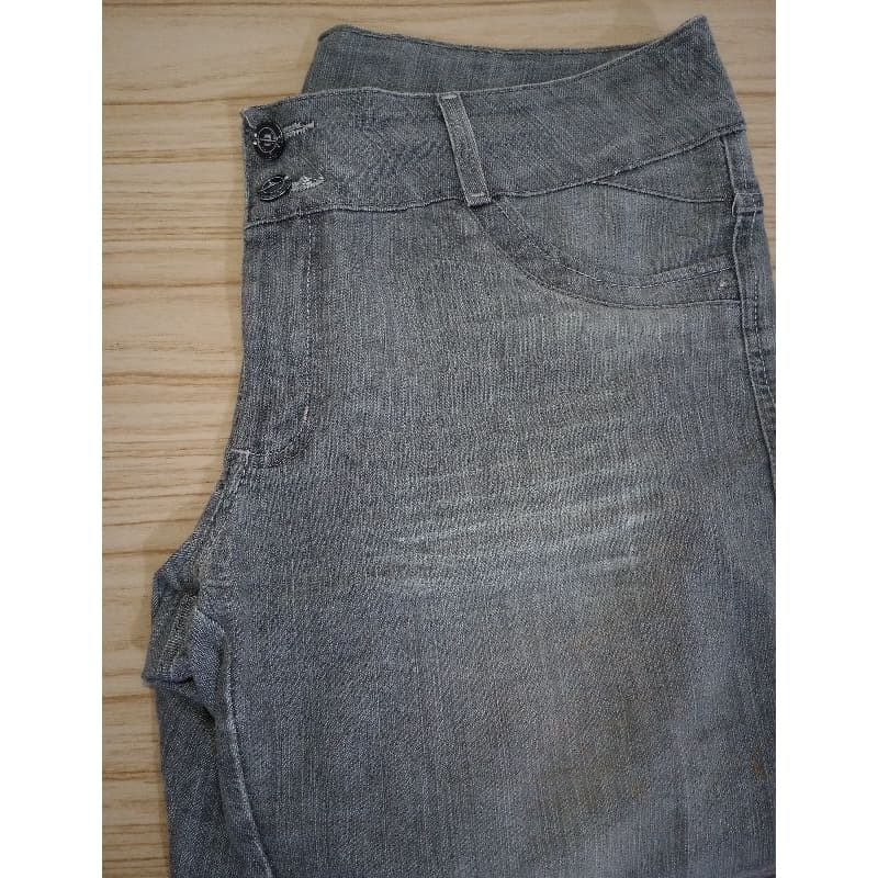 Bermuda/ Shorts Jeans escuro Feminina plus size 48- desapego