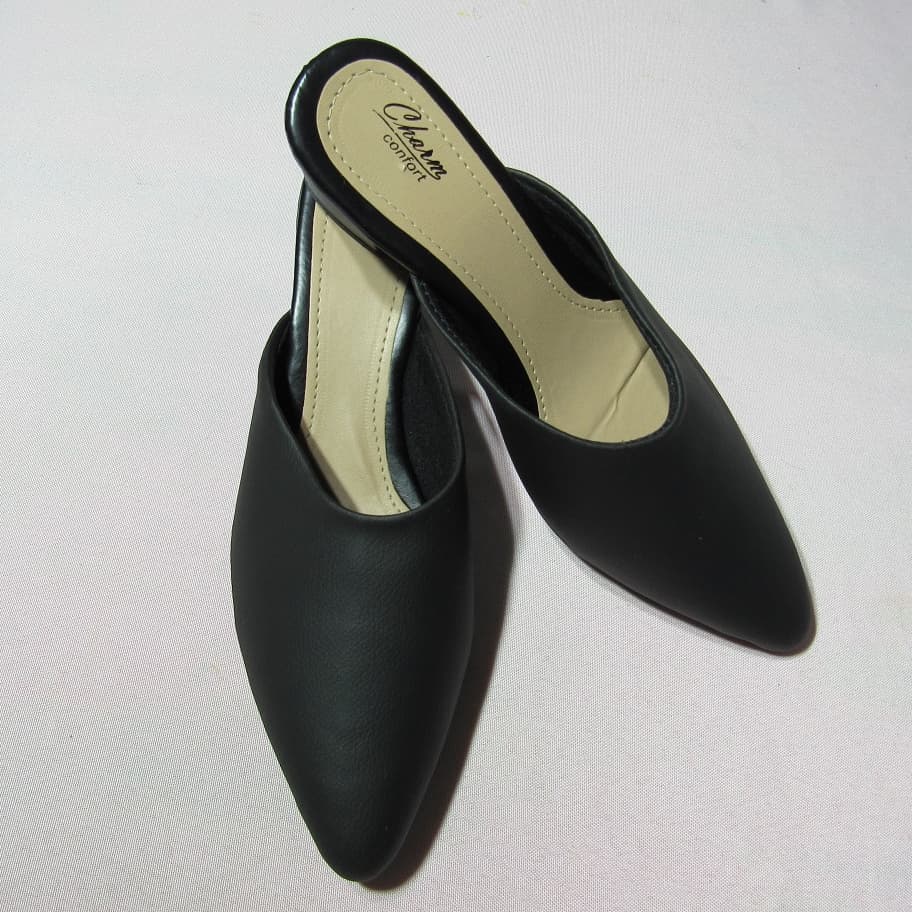 Mule Salto Alto Grosso Bico Fino Napa Preto Sem Enfeite