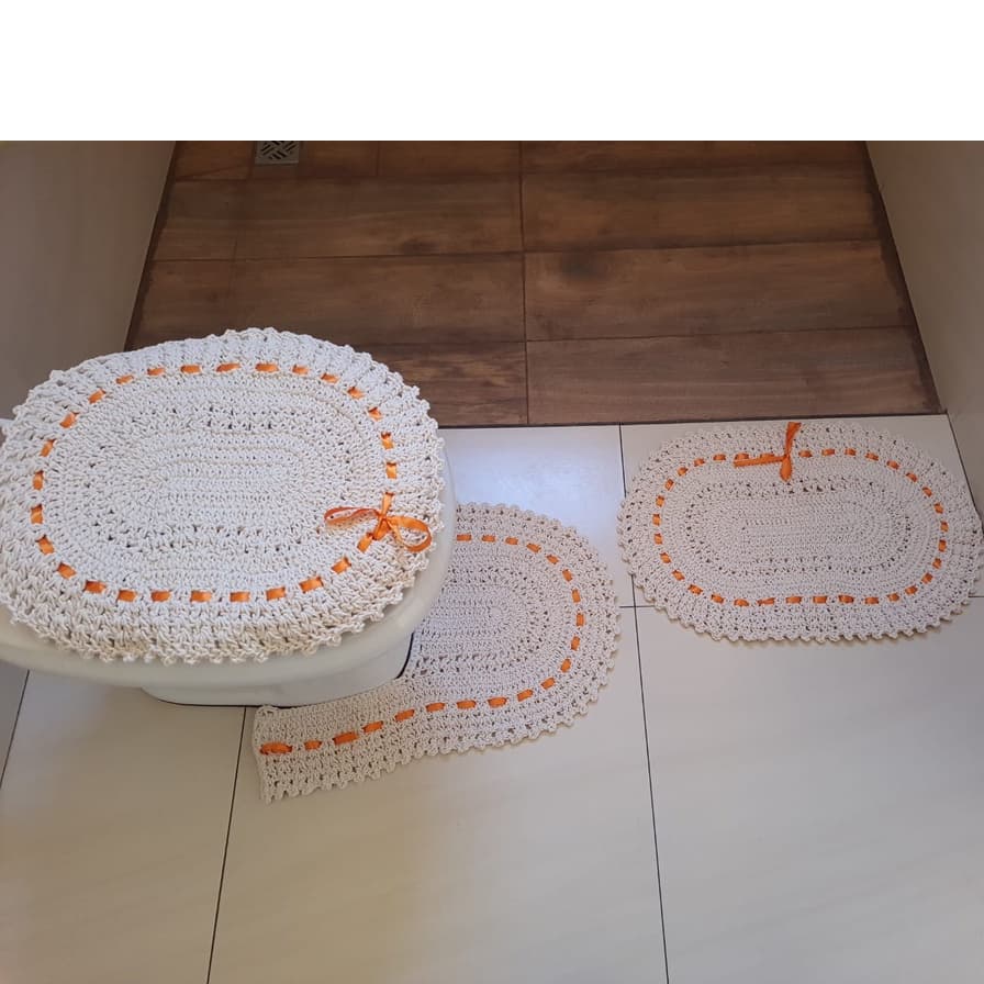 Jogo de Tapetes para Banheiro em Crochê com Fita - Laranja - 3 pçs