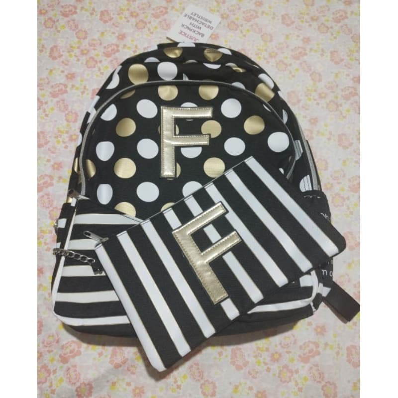JUSTICE - MOCHILA GRANDE LETRA "F".  Produto NOVO, ORIGINAL com etiqueta, importado dos EUA.