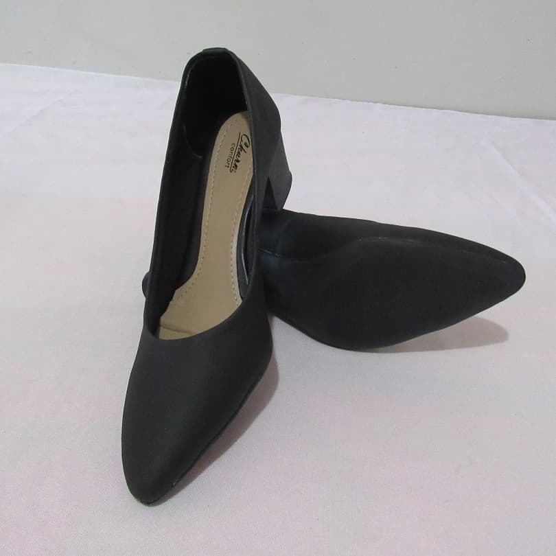 Scarpin Feminino Com Salto Grosso Napa Preto Sem Enfeite Fachetado