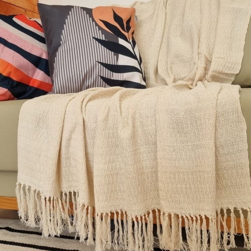 Manta Favo de Mel 130 x 180 Decorativa Algodao com Franja Trabalhada Sofa Poltrona Cama Delicada Crua Neutra