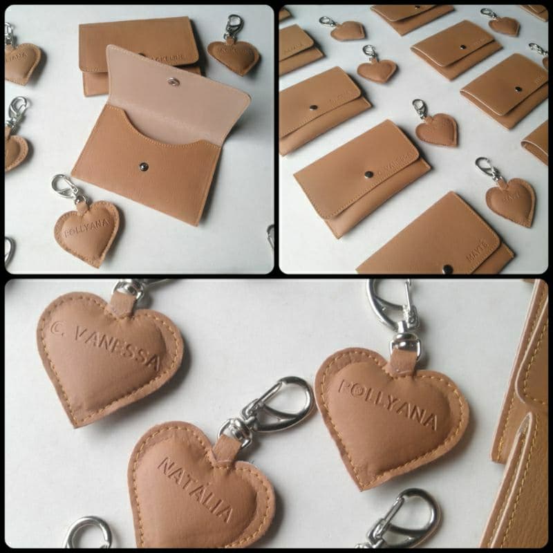 MIMO PRESENTE PERSONALIZADO MADRINHAS ( PORTA CARTÃO + CHAVEIRO) PERSONALIZADOS