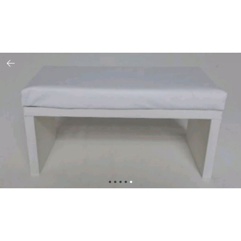 Apoio de mão para manicure (USA. CL) em corino liso, mdf com cores diversas, e gratis apoio de cotovelo.