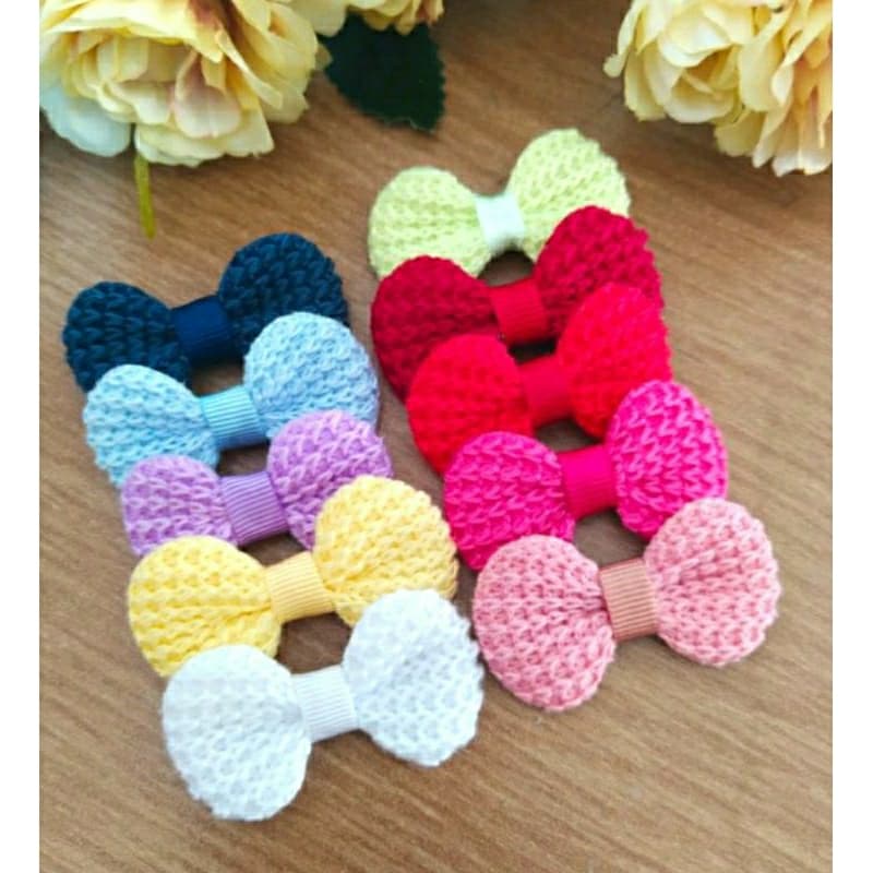 Lacinhos de  Crochê para Colar na Cabeça da Bebê