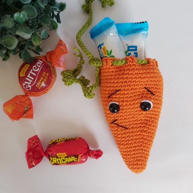 Cenoura Amigurumi Páscoa/brinquedo/sacolinha/porta-doces/lembrancinha