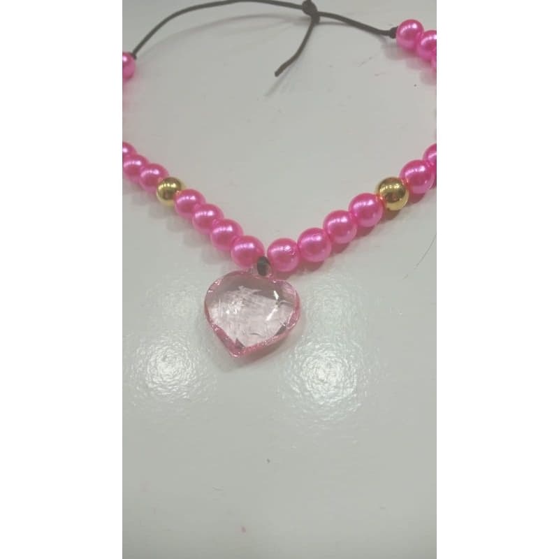 colar rosa, pingente de coração, pérolas, erês, umbanda, assessório
