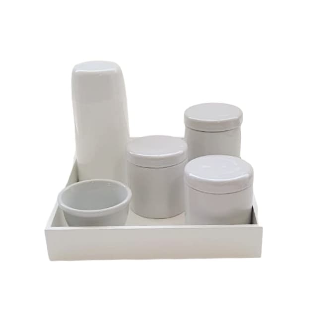 Kit Higiene Para Bebê Porcelana Potes Molhadeira Garrafa Térmica E Bandeja Branca.