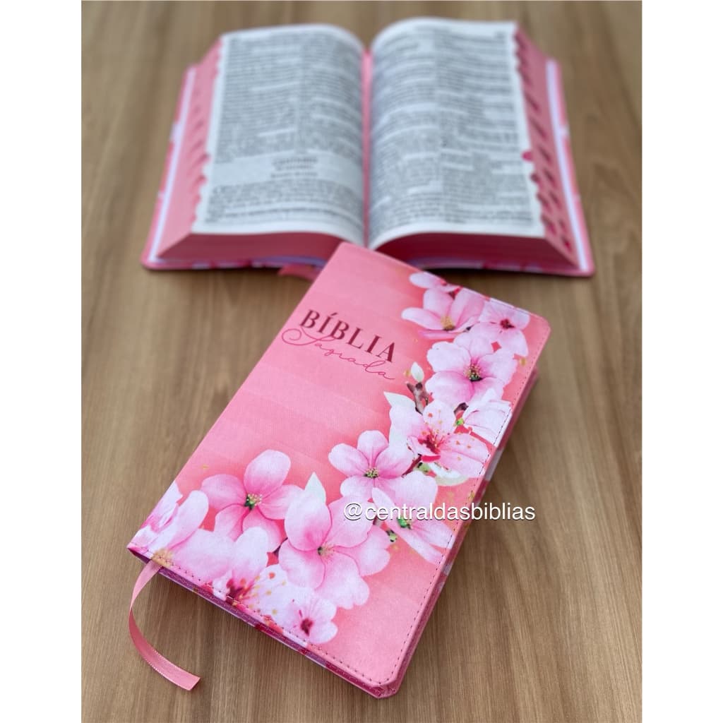 Biblia ARC Orquideas rosa | Letras Grandes Evangélica Com Harpa E Corinhos Indice