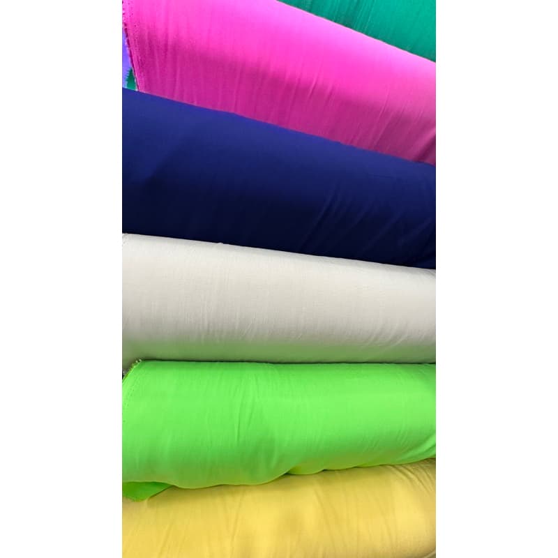 Tecido 100% Viscose Lisa 1,46 mts largura.
