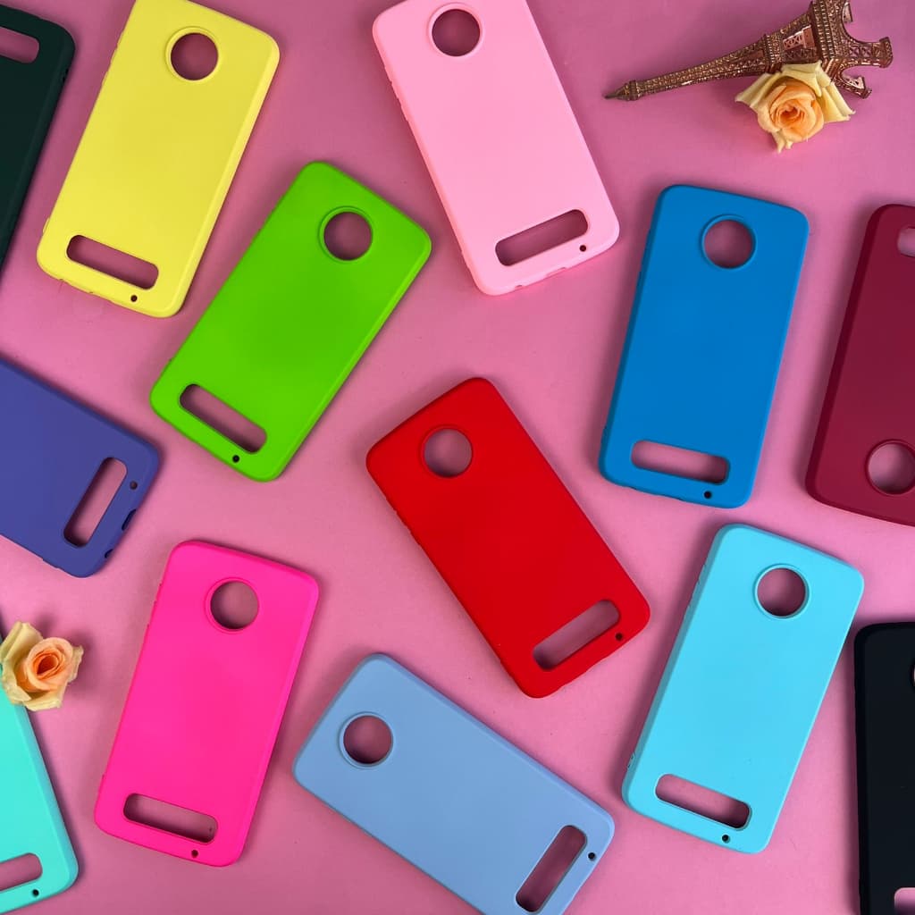 Capa Para Motorola Moto Z2 Play /Capa Case Silicone Aveludada Colorida Forrada (CF26).