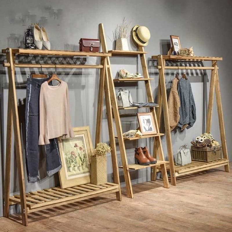 BAZAR!! VESTIDOS em liquidação. LIQUIDAÇÃO DE ROUPAS FEMININAS