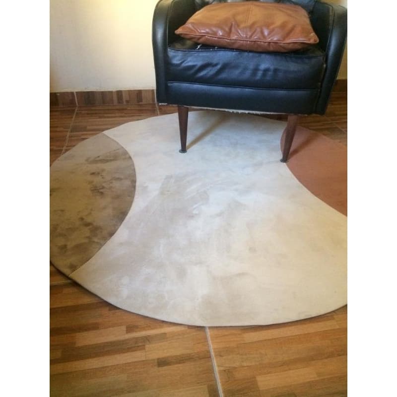 Tapete em tecido/sala,quarto medida 1,00 de diâmetro base antiderrapante