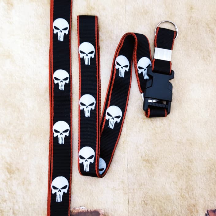 Cordão Justiceiro Special Chaveiro Punisher Tirante pescoço com engate
