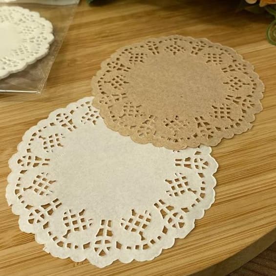 Papel Rendado Doily Redondo 9cm - Pacote com 24 unidades- dolie