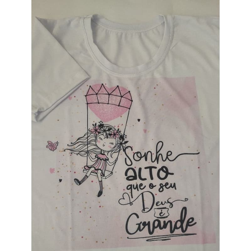 Tshirt branca SONHE ALTO TAM M com estampa