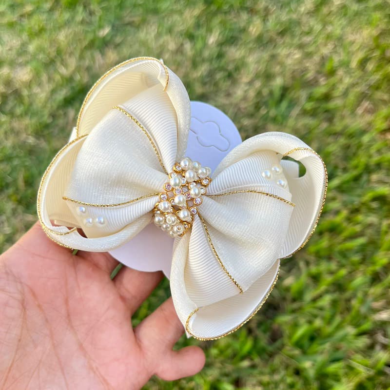Laço para cabelo infantil luxo batizado casamento amora