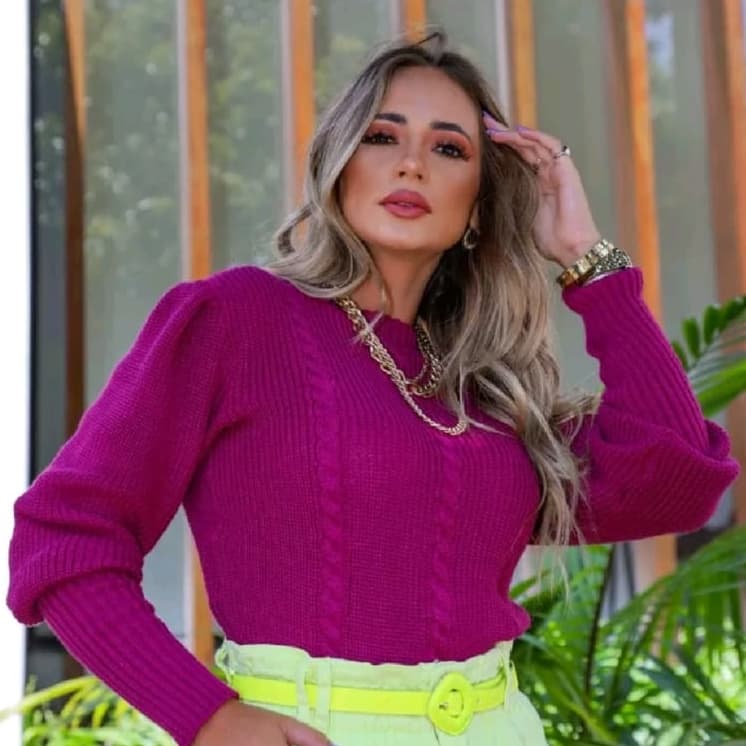 Blusa de Frio Feminina em Tricot, Estilo Manga Longa com Três Tranças na Frente, Tipo Princesa