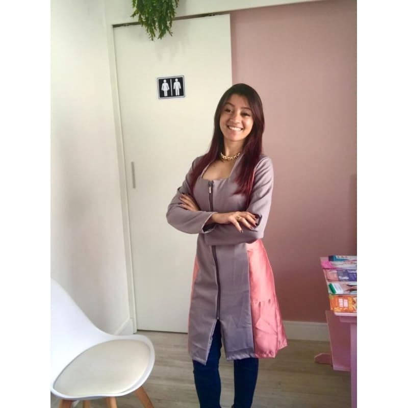 jaleco cinza com detalhes rose/odontologia/estetica/medicina