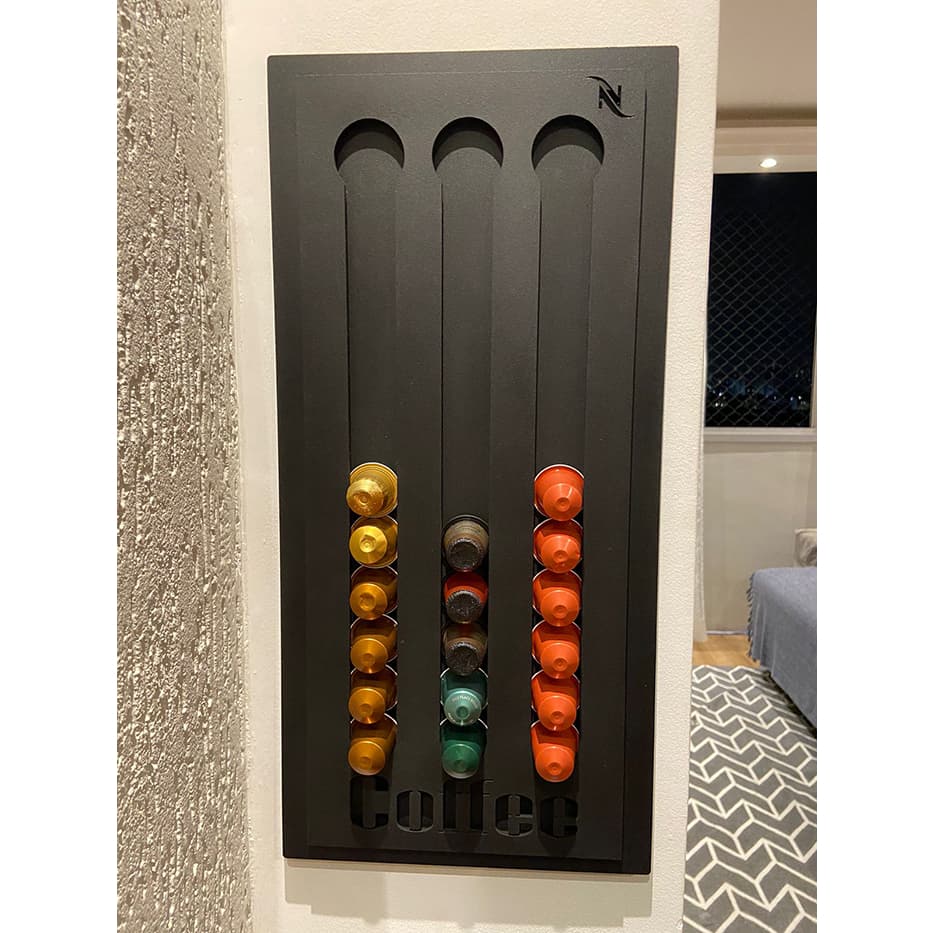 Porta Capsula em MDF de Parede para Nespresso, Dolce Gusto ou Tres Corações Luxo Preto ou Tabaco