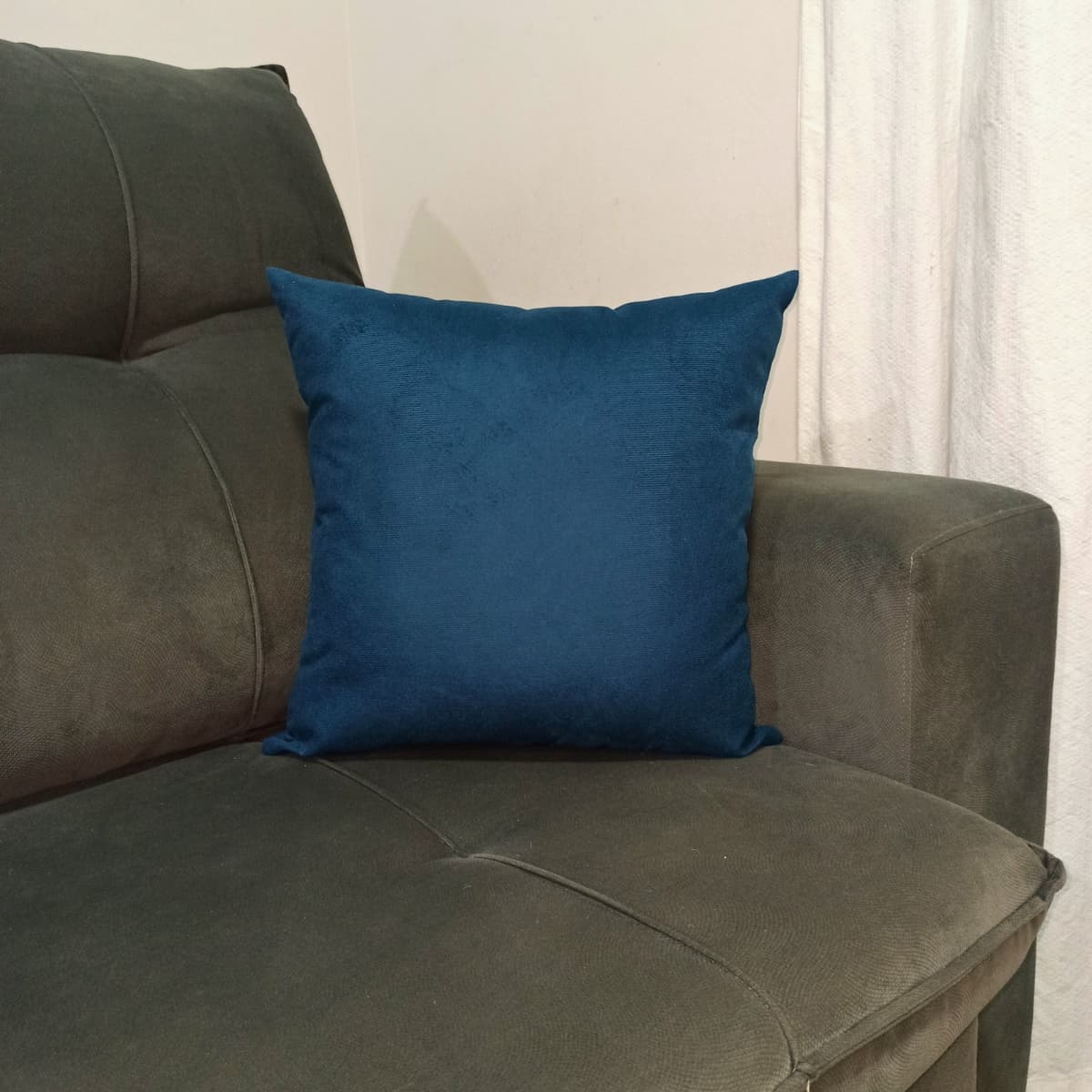 Almofada 45x45cm Veludo Suede Lisa Várias Cores com Zíper