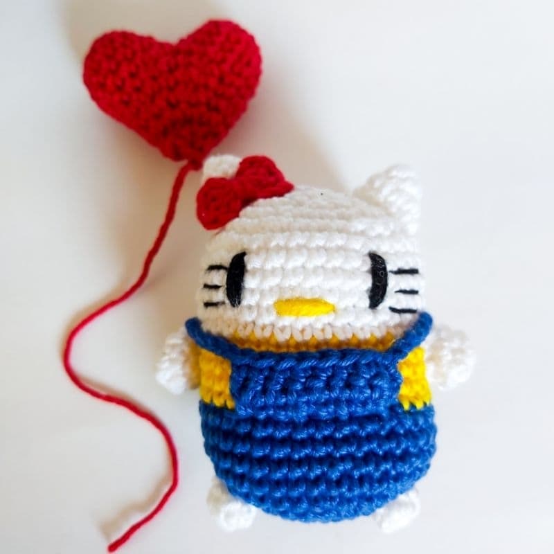 Chaveiro Hellokitty Amigurumi lembracinha/ pingente/ brinquedo/ mobile/