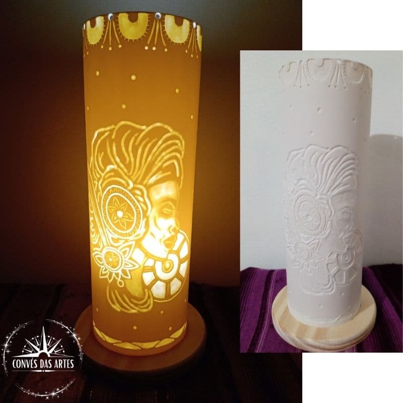 Luminária Personalizada Obá/Umbanda/Religião/Espiritismo/Decoração/Luminária de mesa/Abajur/Iluminação/Luz/Santa