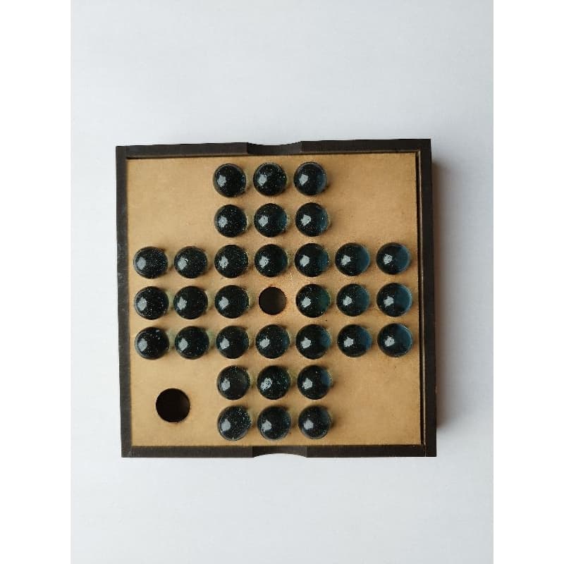Brinquedo Educativo Resta 1- Brinquedo Pedagógico feito Artesanalmente em Madeira