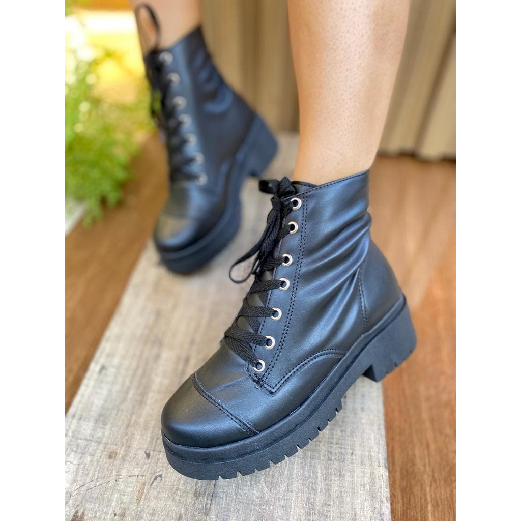 Coturno Feminino Off White Bota Preta tratorada Bota meia Blogueira tratorado Cotuno Chelsea