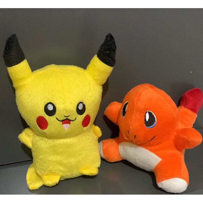 Pokemon (Pikachu e Charmander)