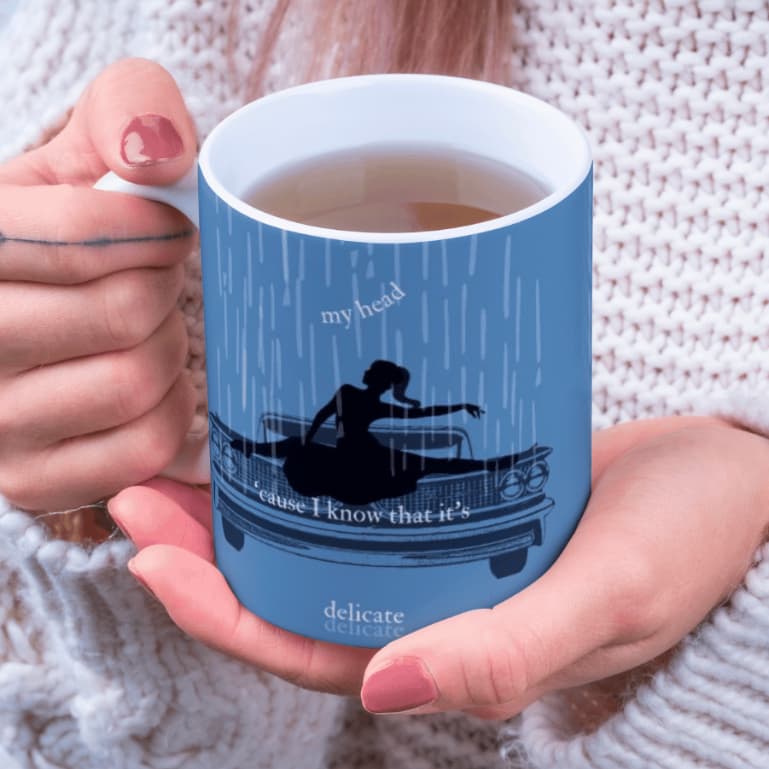 Taylor Swift Caneca Reputation Delicate Personalizada