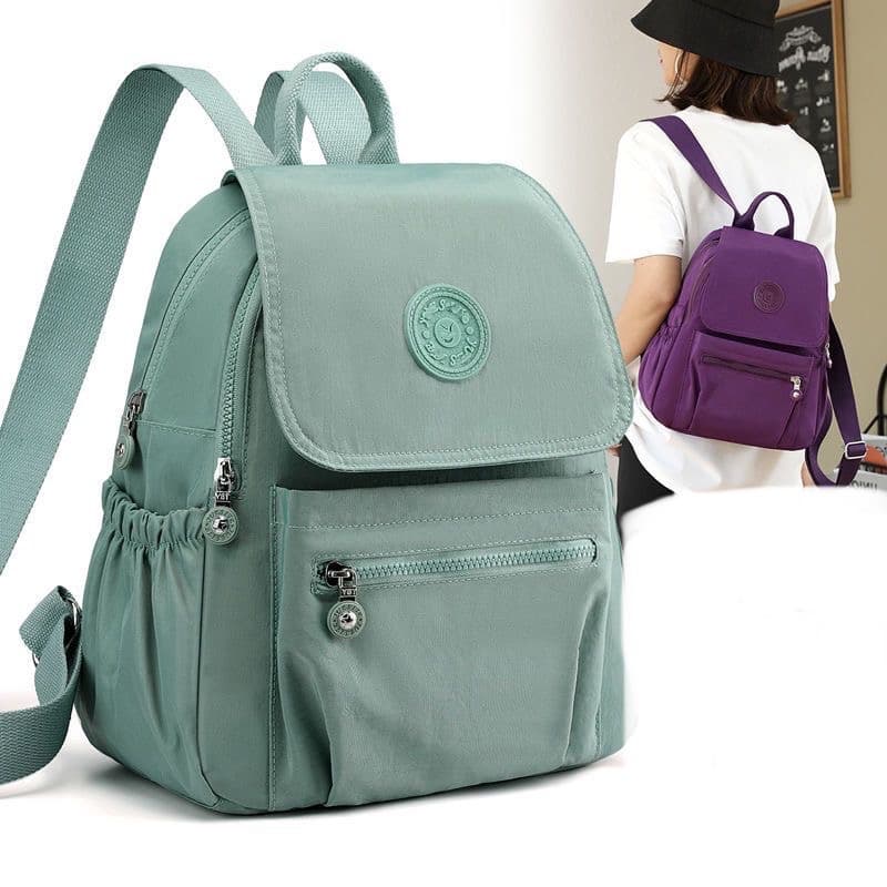 Mochila feminina nylon impermeável média casual