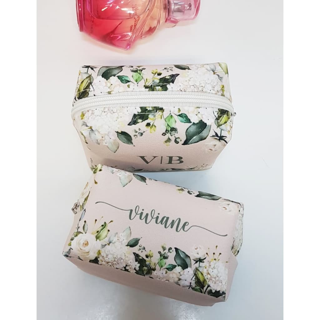 Necessaire Personalizada Casamento Fundo Creme Claro com Floral Branco