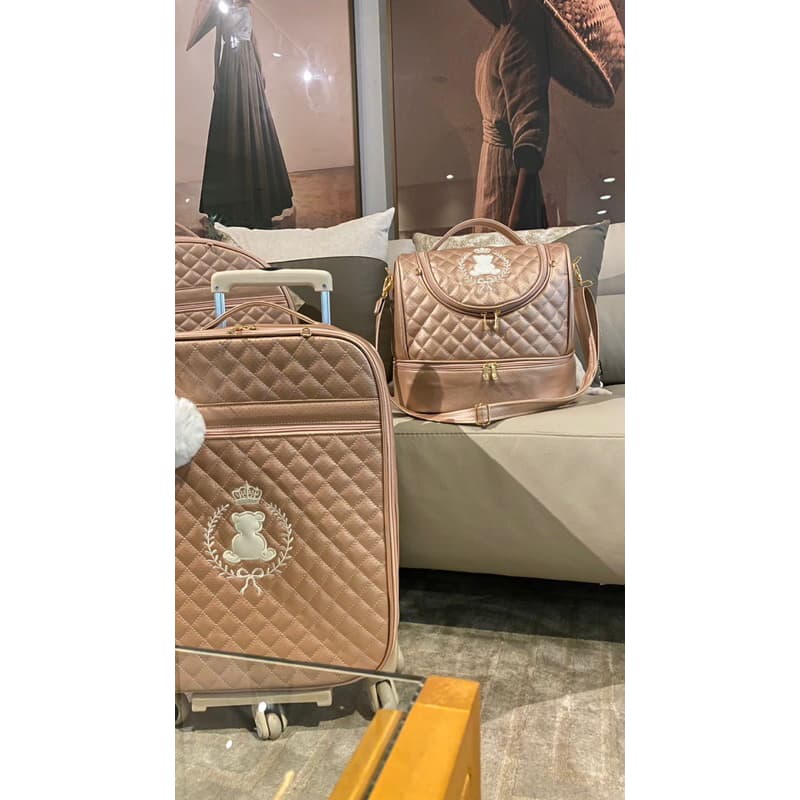 mala rodinha + frasqueira Baú Personalizada