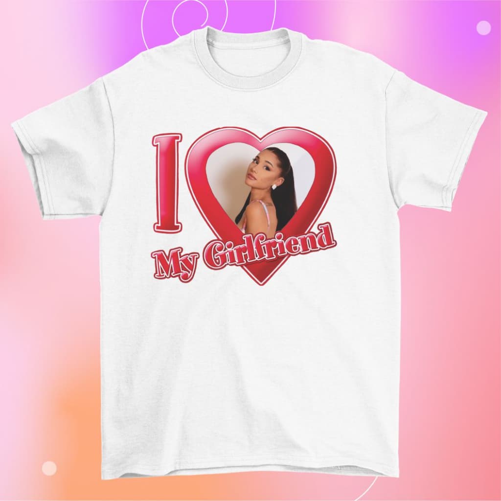 Camiseta Unissex I Love My Girlfriend Ariana Grande Cantora Music Pop